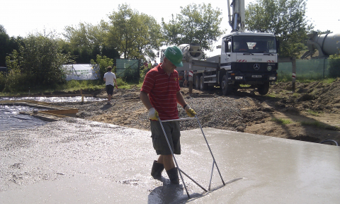 Zpracování základové desky do požadované roviny